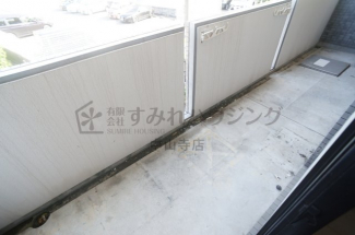 【バルコニー】