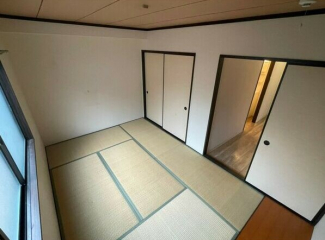 【寝室】