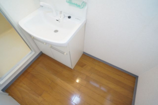 【洗面所】