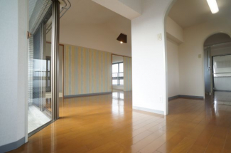 【居間・リビング】