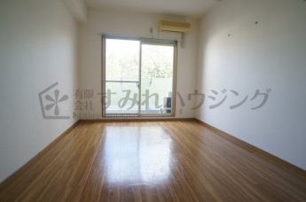 【寝室】