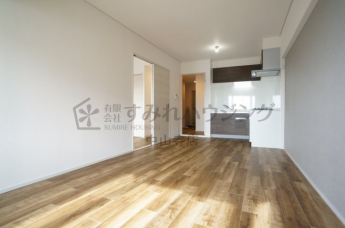 参考、同建物・反転間取りの号室