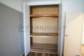 参考、同建物・反転間取りの号室