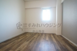 参考、同建物・反転間取りの号室