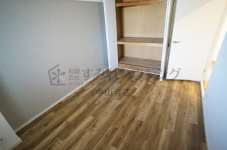 参考、同建物・反転間取りの号室