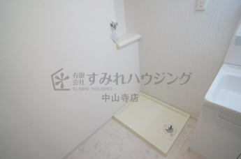 参考、同建物・反転間取りの号室