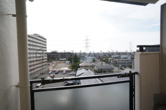 参考、同建物・反転間取りの号室