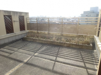 【バルコニー】