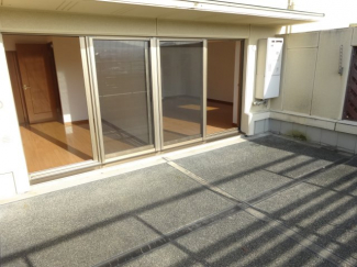 【バルコニー】