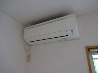 エアコン付き。