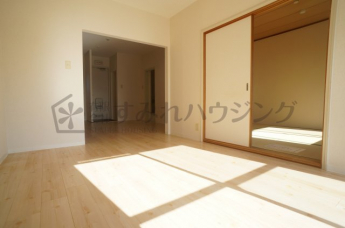 【居間・リビング】