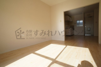 【居間・リビング】