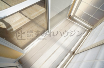 【バルコニー】