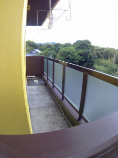 【バルコニー】