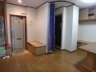 【居間・リビング】