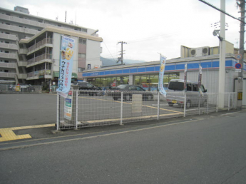 ローソン東大阪善根寺町五丁目店まで103m