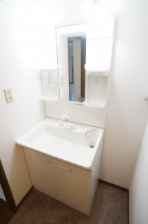 【独立洗面所】