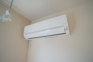 リビングのエアコンです