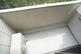 【バルコニー】