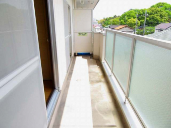 【バルコニー】