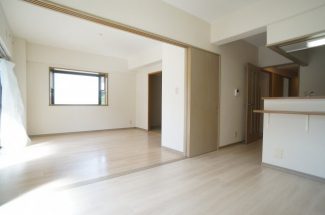 【居間・リビング】