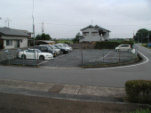 小野市粟生町の駐車場の画像