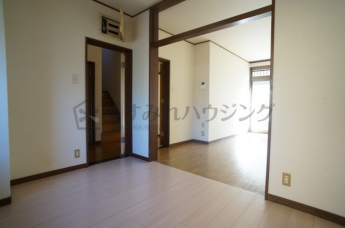 【居間・リビング】