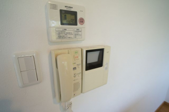 オートロック対応のTVモニターホンです
