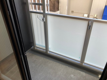 【バルコニー】