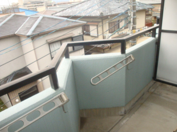 【バルコニー】