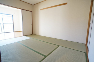 参考、同建物・反転間取りの号室