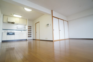 【居間・リビング】