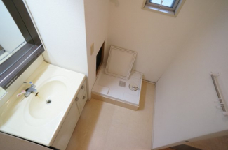 【洗面所】