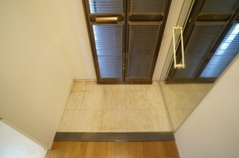 【玄関】