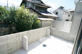 【バルコニー】