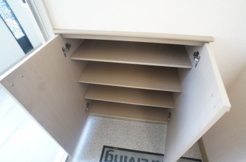 参考、同建物・同間取りの号室