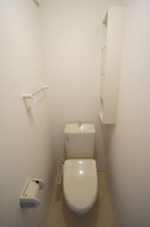 参考、同建物・反転間取りの号室