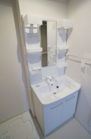 参考、同建物・反転間取りの号室