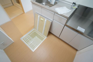 参考、同建物・反転間取りの号室