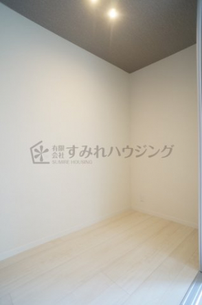 【寝室】
