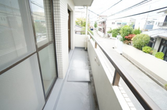 【バルコニー】