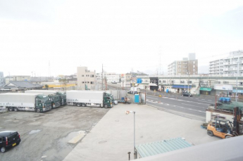 参考、同建物・反転間取りの号室