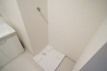 参考、同建物・反転間取りの号室
