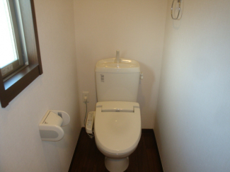 清潔感のあるトイレです