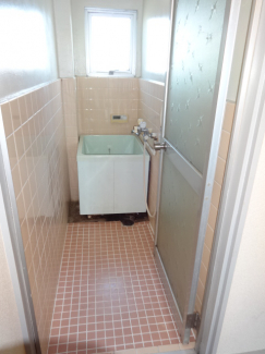 バストイレセパレート！シャワー付き！