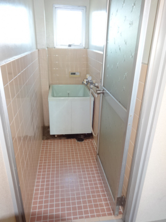 バストイレセパレート！シャワー付き！