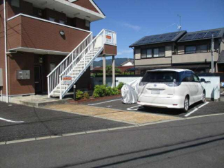 敷地内駐車場２区画のみ