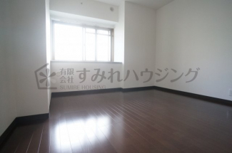 【寝室】