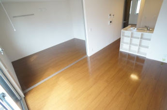 【居間・リビング】