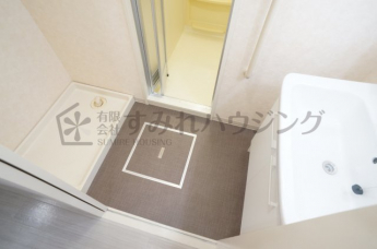 参考、同建物・同間取りの号室